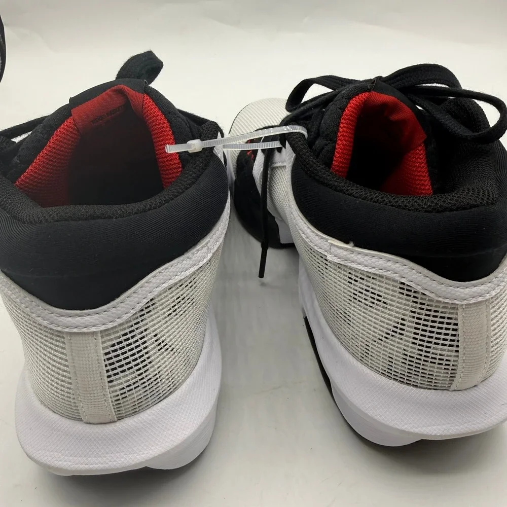 Nike LeBron Witness VIII Basketball Shoes‎ White Black FB2239-103 Mens 7 W 8.5